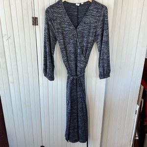 Super comfortable GAP navy blue wrap dress